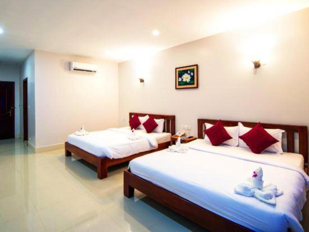 Damnak Soksan Hotel Siem Reap Exteriör bild